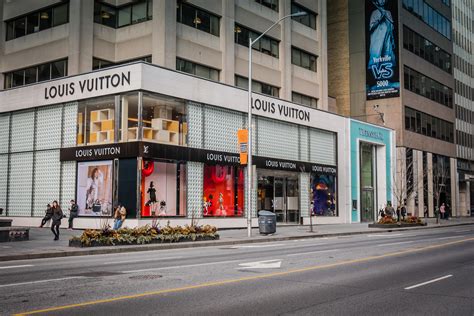 louis vuitton downtown